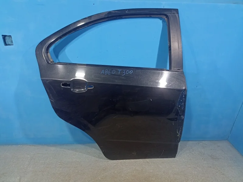 Дверь задняя правая Chevrolet Aveo  2 (T300)