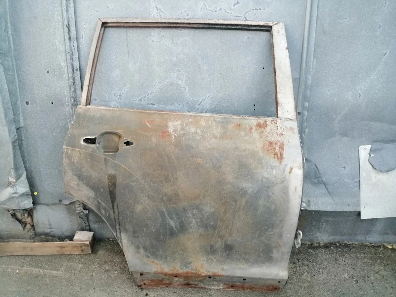 Дверь задняя правая Toyota Highlander 2 (U40)