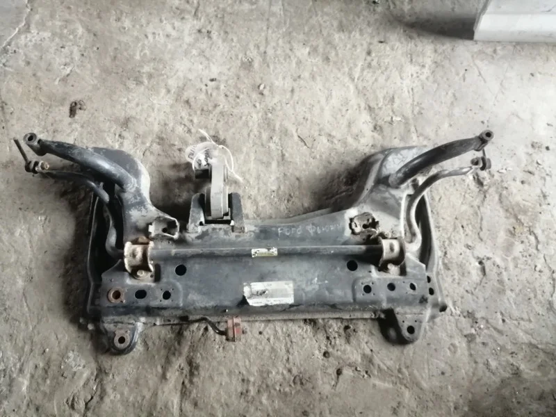 Балка подмоторная Ford Fusion