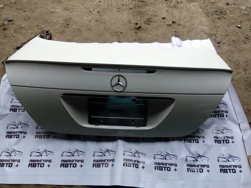 Крышка багажника Mercedes-Benz E-Class 3 (W211)