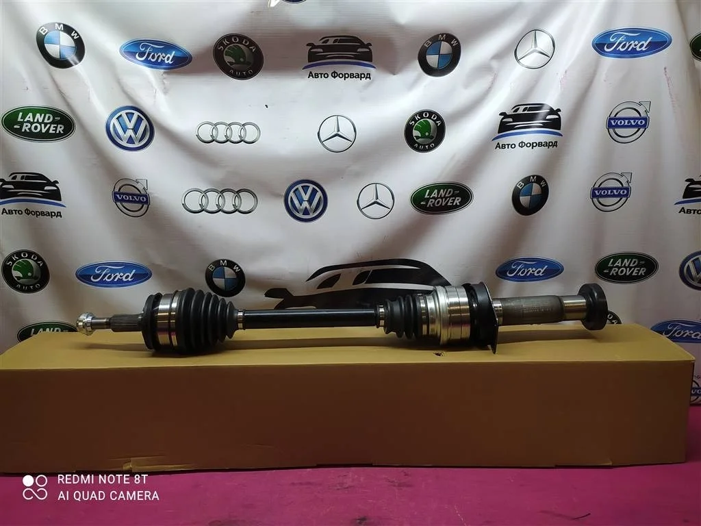 Привод правый VW Transporter T5 1,9 2,0 7E0407272