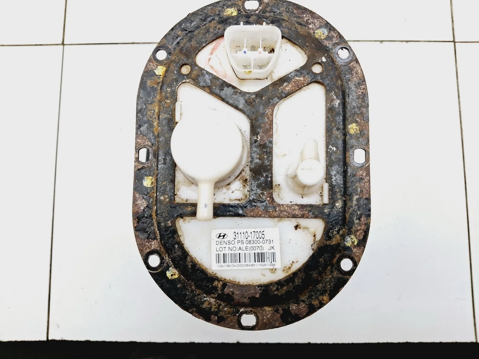 насос топливный (бензонасос) Hyundai Matrix 2001-2010