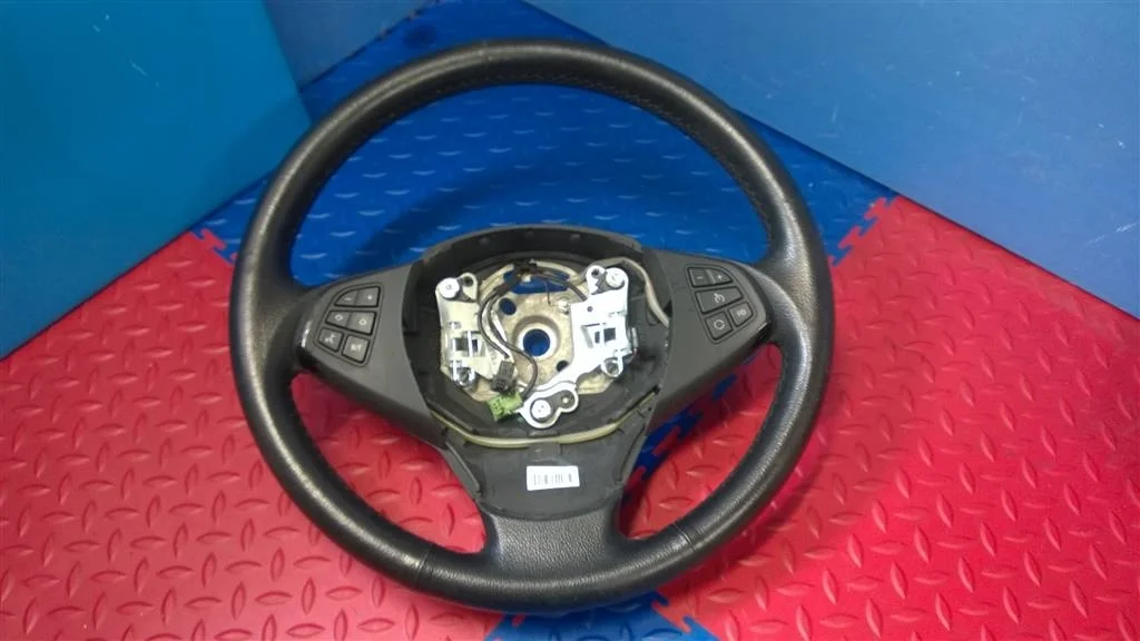 рулевое колесо без airbag BMW X3 E83  N47D20A 177лс 2.0D