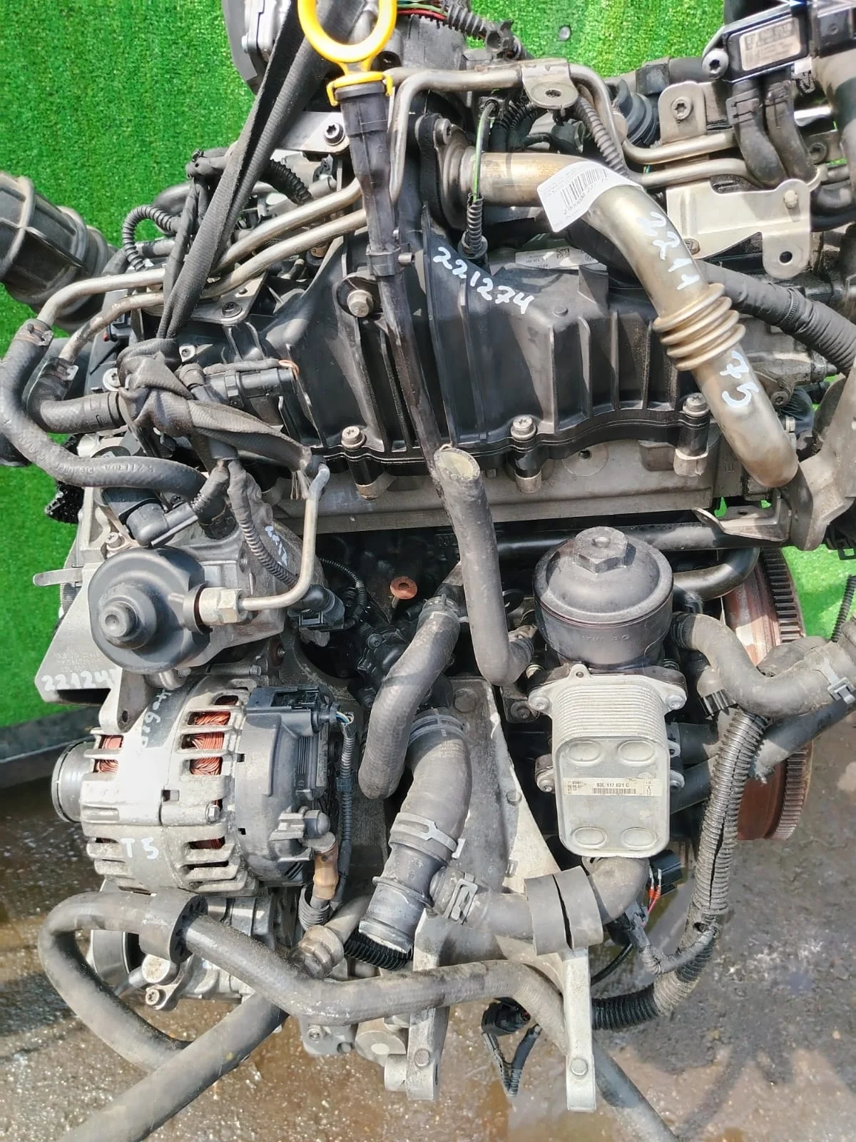 Компрессор кондиционера VOLKSWAGEN TRANSPORTER T5 CAAA 2,0 62KW/84лс 2011- б/у TRANSPORTER T5(2003-2015)