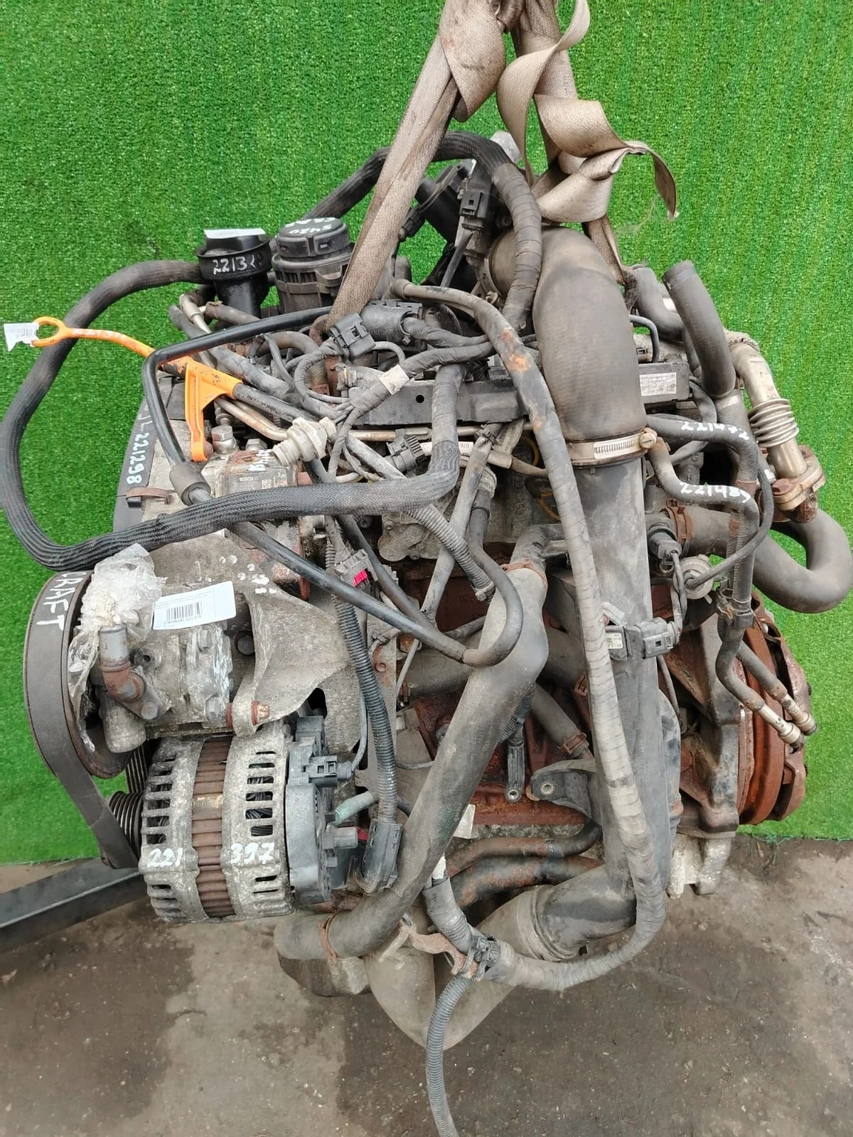 Насос вакуумный VOLKSWAGEN CRAFTER BJL 2,5 100KW/136лс 2006- б/у CRAFTER(2006-2016)