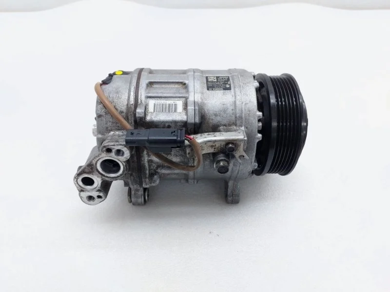 Компрессор кондиционера BMW X6 2021 G06