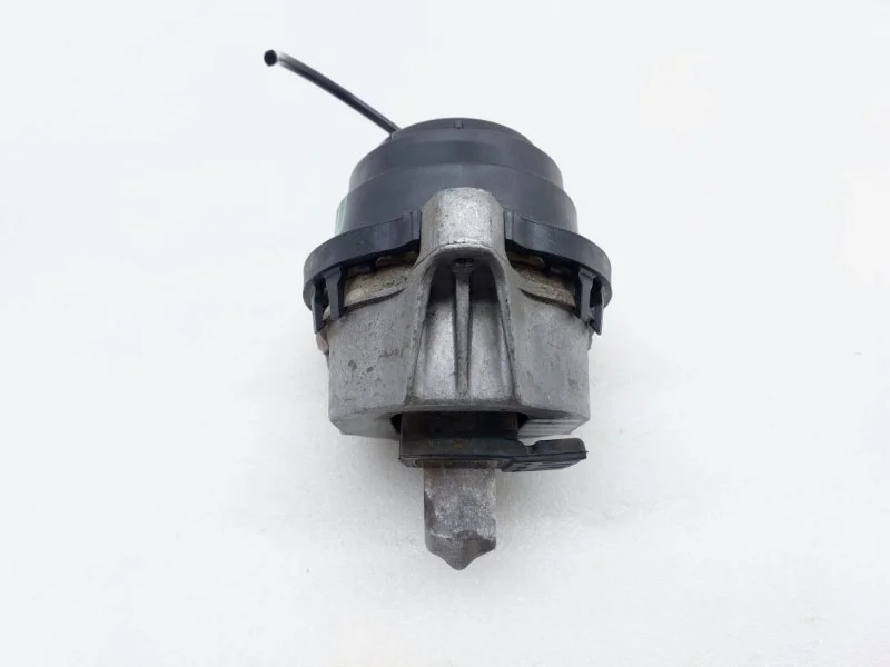 Опора двигателя BMW X6 2021 G06