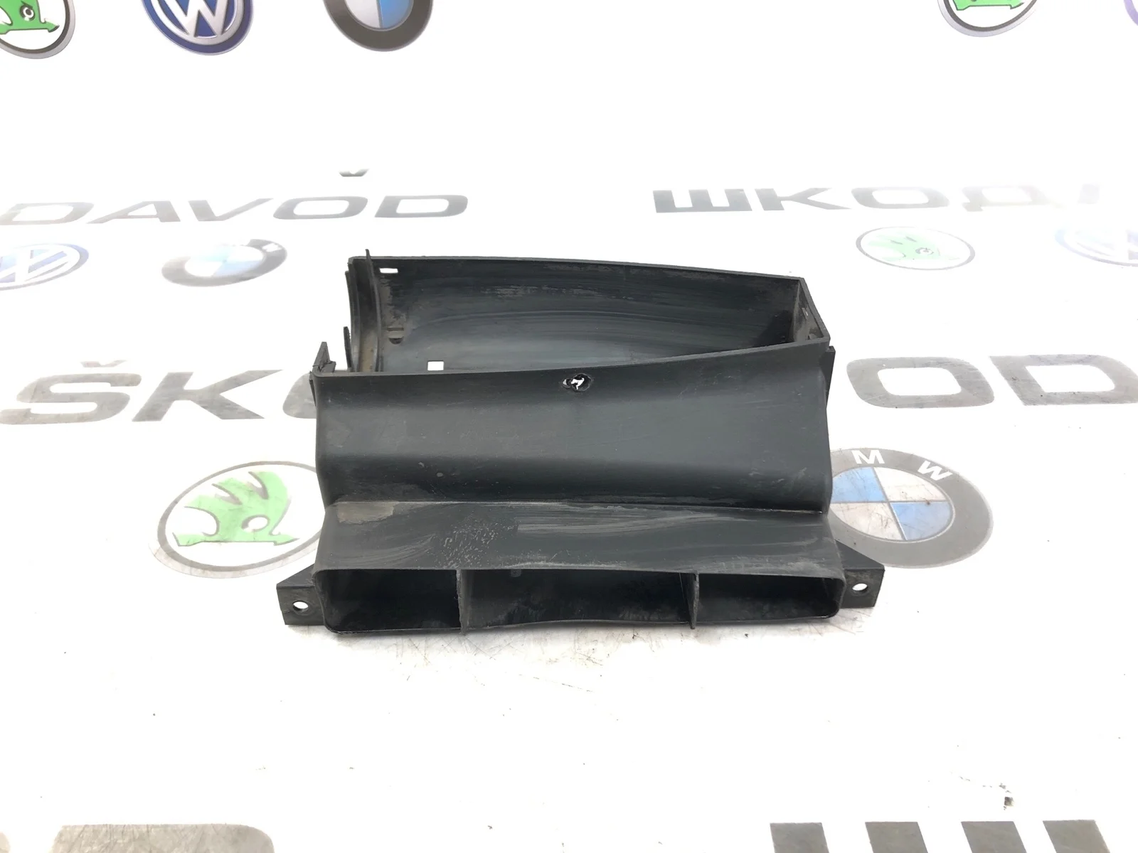 Воздухозаборник Skoda Octavia 1K0805971C A5 (1Z) 1.8 CDAB