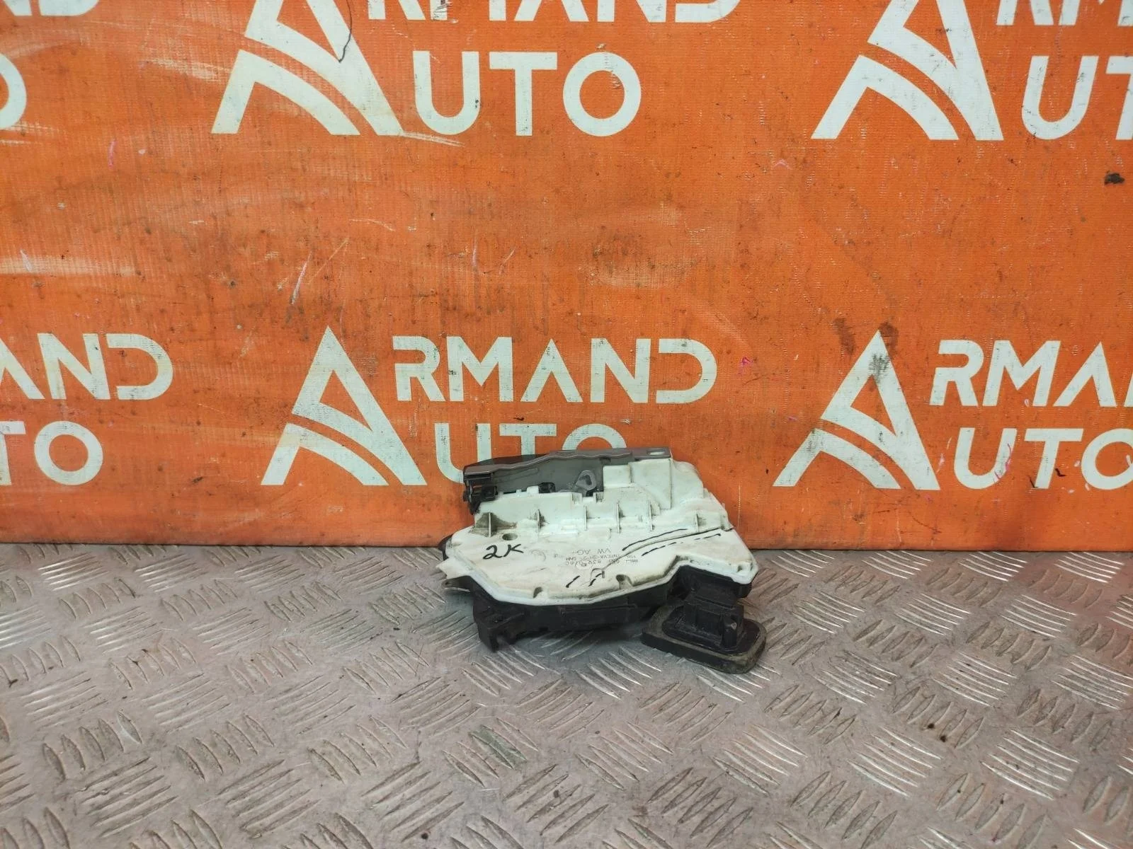 Замок двери Volkswagen Polo 2009-2020 5