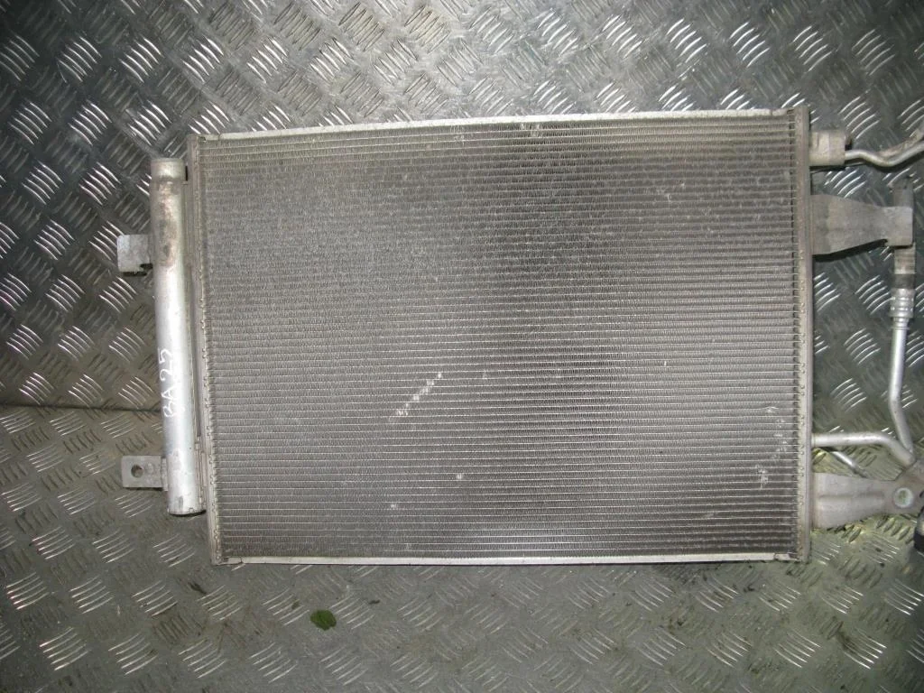 Радиатор кондиционера MITSUBISHI Colt Z34 VI 2004