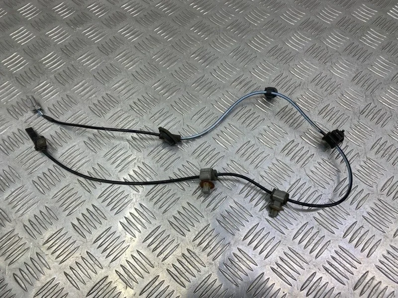Датчик abs Subaru Forester SJ