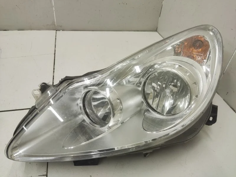 Фара левая Opel Corsa D До 2010