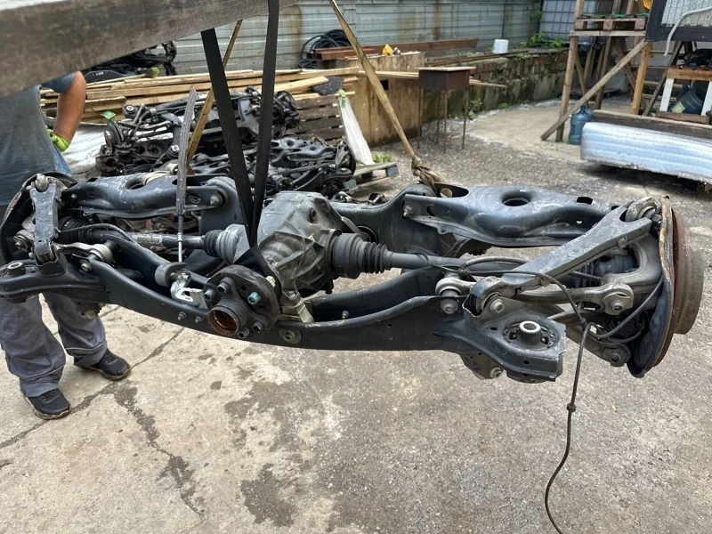 Подрамник Mercedes 2006-2016 W212