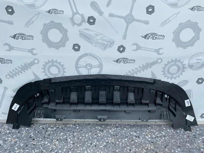 Защита переднего бампера Mercedes V W447