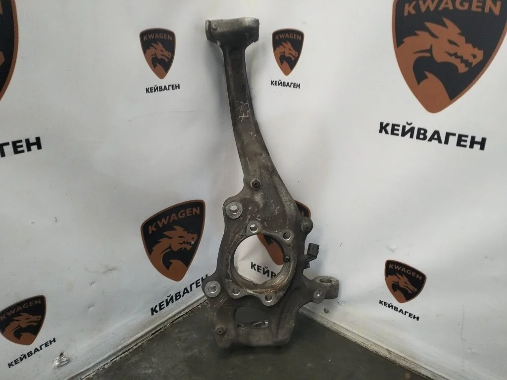 Кулак поворотный Audi A6 2011 C7