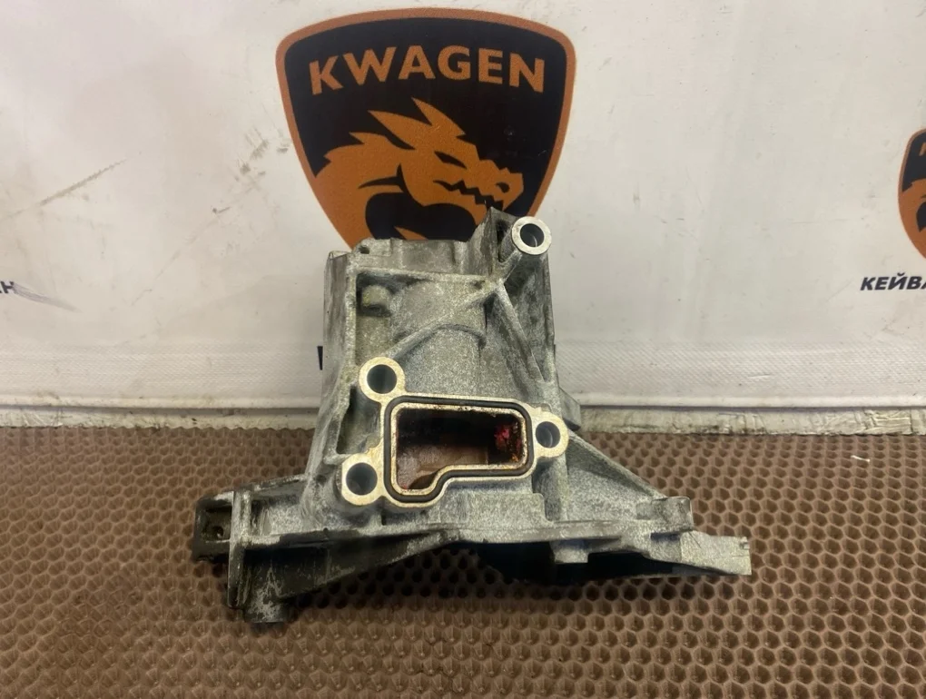 Кронштейн гидроусилителя руля Audi Q5 2010 8R