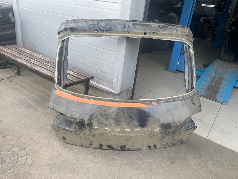 Крышка багажника Porsche Macan 2013 95B