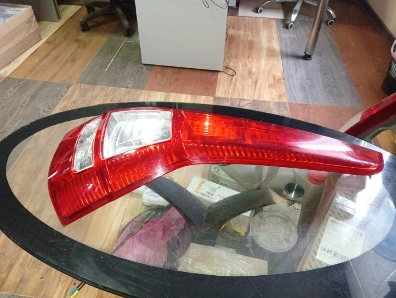 Фонарь Honda CR-V 3 2007-2012
