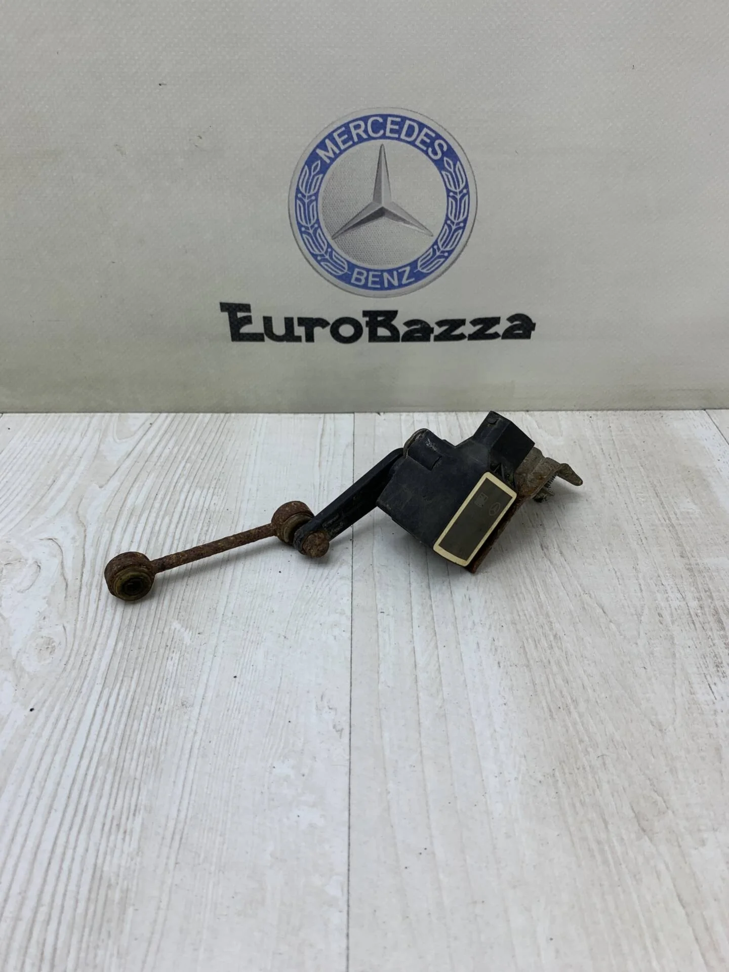 Датчик уровня подвески передний Mercedes W245
