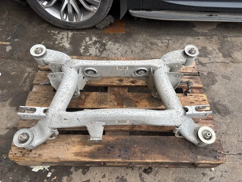 Подрамник (балка) Bmw 5 1999 33311097248 E39 M62B35, задний
