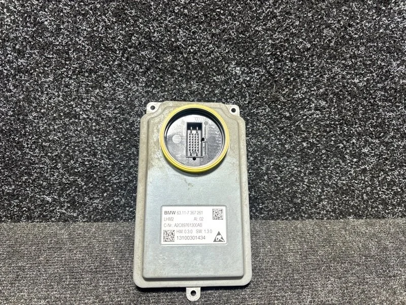 Блок управления фарой Bmw 5 2014 63117367261 F10 N20B20B, правый