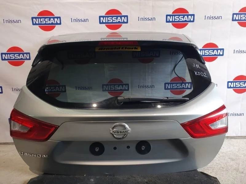 Крышка багажника Nissan Qashqai 2015 K0100BM9MA J11 HRA2, задняя