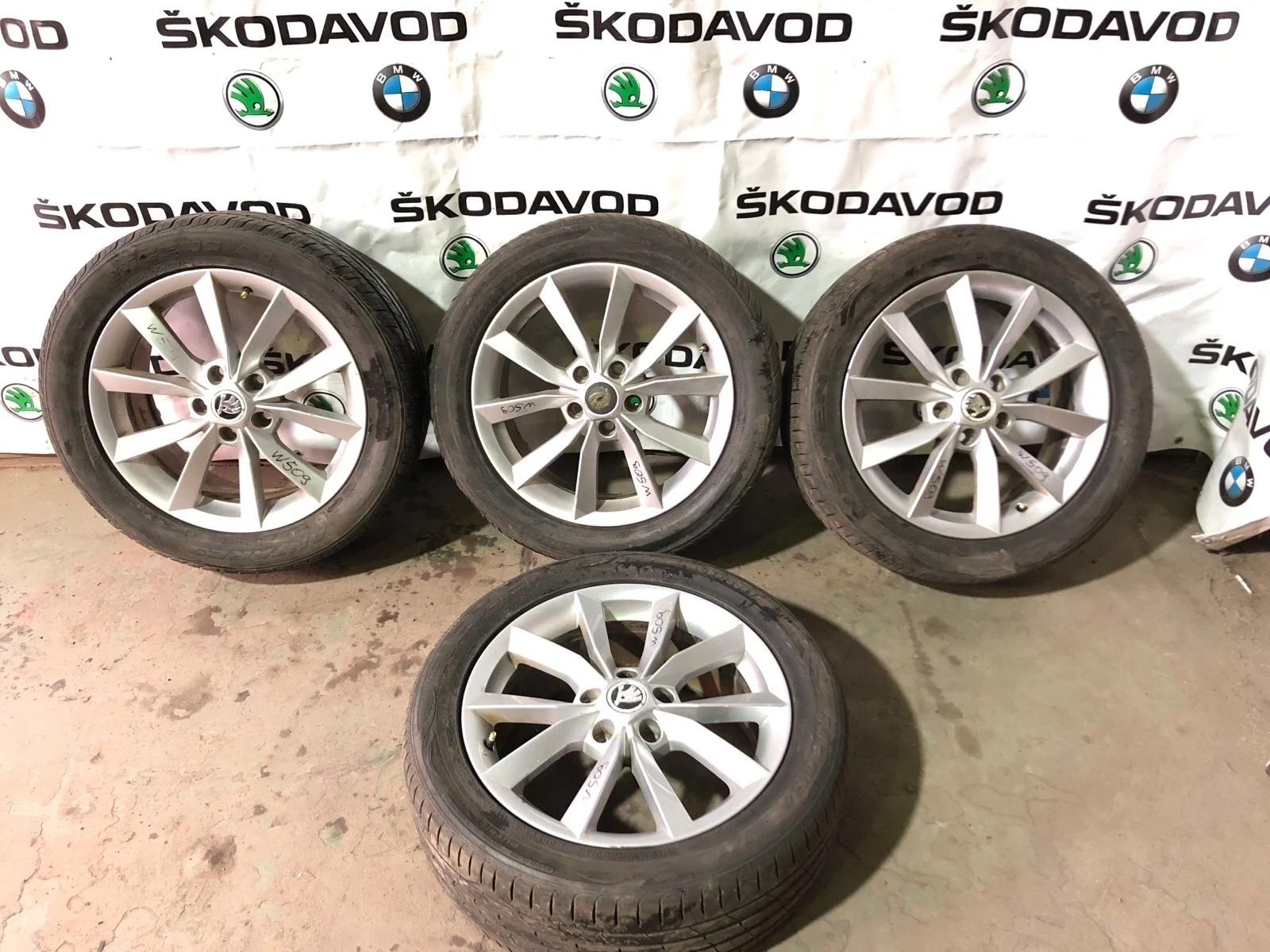Диски колесные Skoda Yeti 2016 5L0601025K 5L 1.2 CYVB
