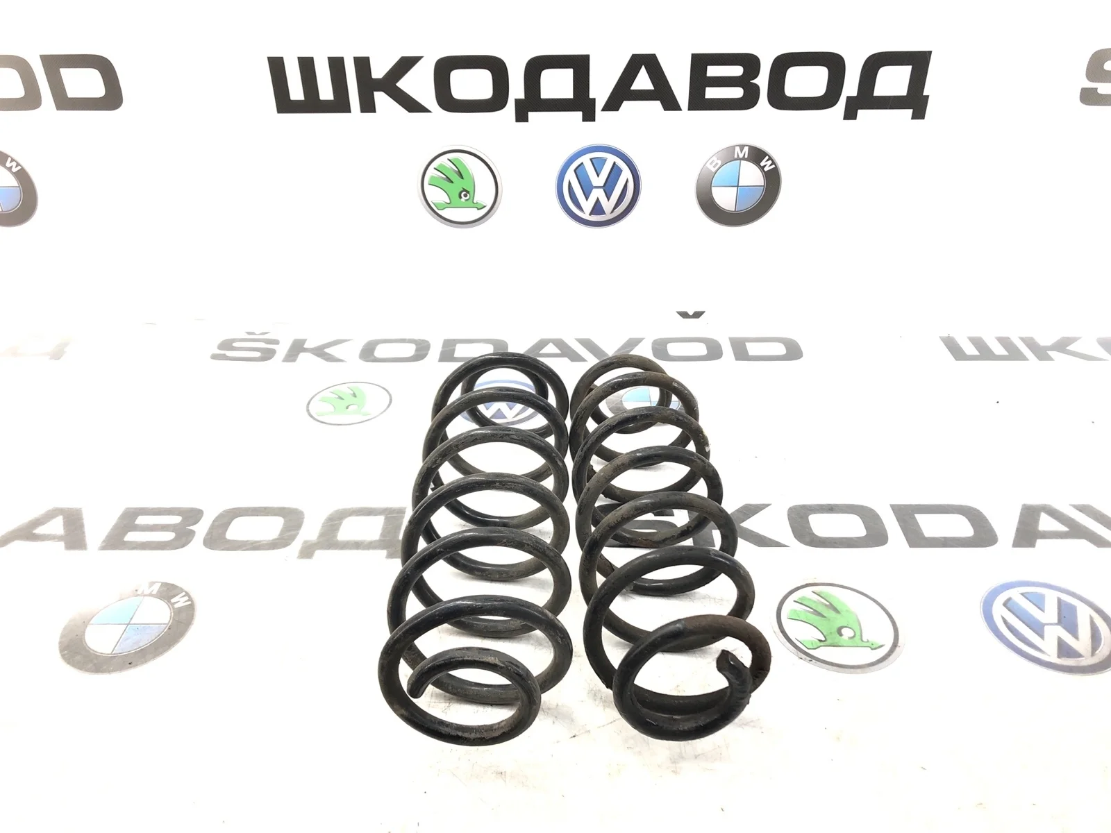 Комплект пружин Skoda Octavia 2012 1K0511115BD A5 (1Z) 1.8 CDAB, задний