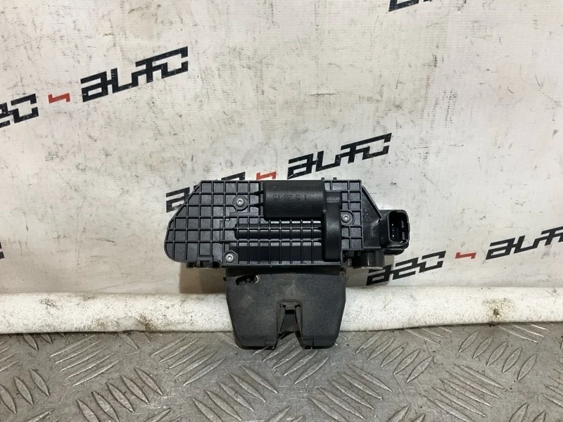 Замок багажника Citroen C4 2016 8719F8 B7 1.2
