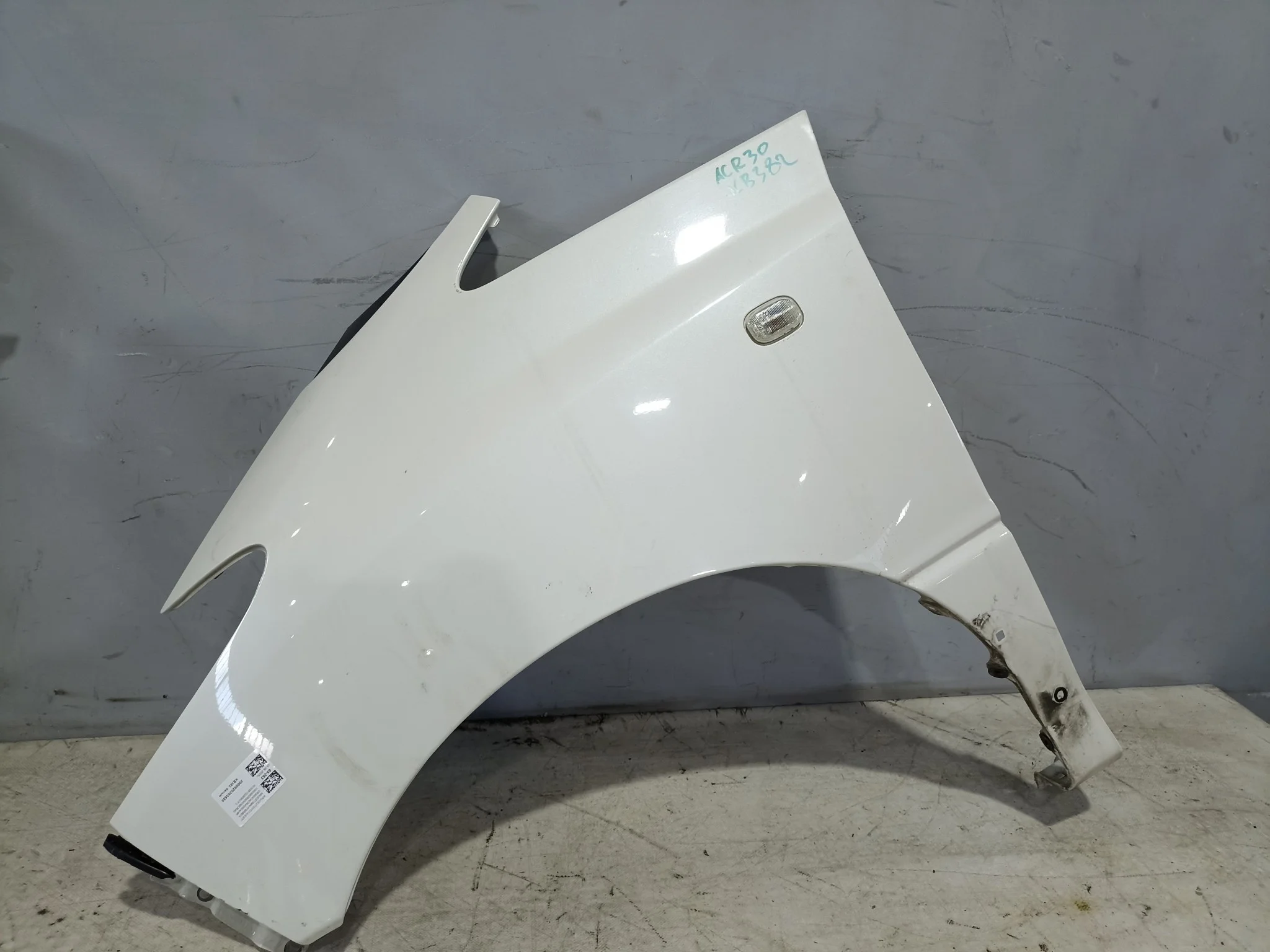 КРЫЛО TOYOTA ESTIMA ESTIMA HYBRID ACR30W ACR40W AHR10W MCR30W MCR40W 5381228060 ПЕРЕДНЕЕ ЛЕВОЕ белый, 042 KB382