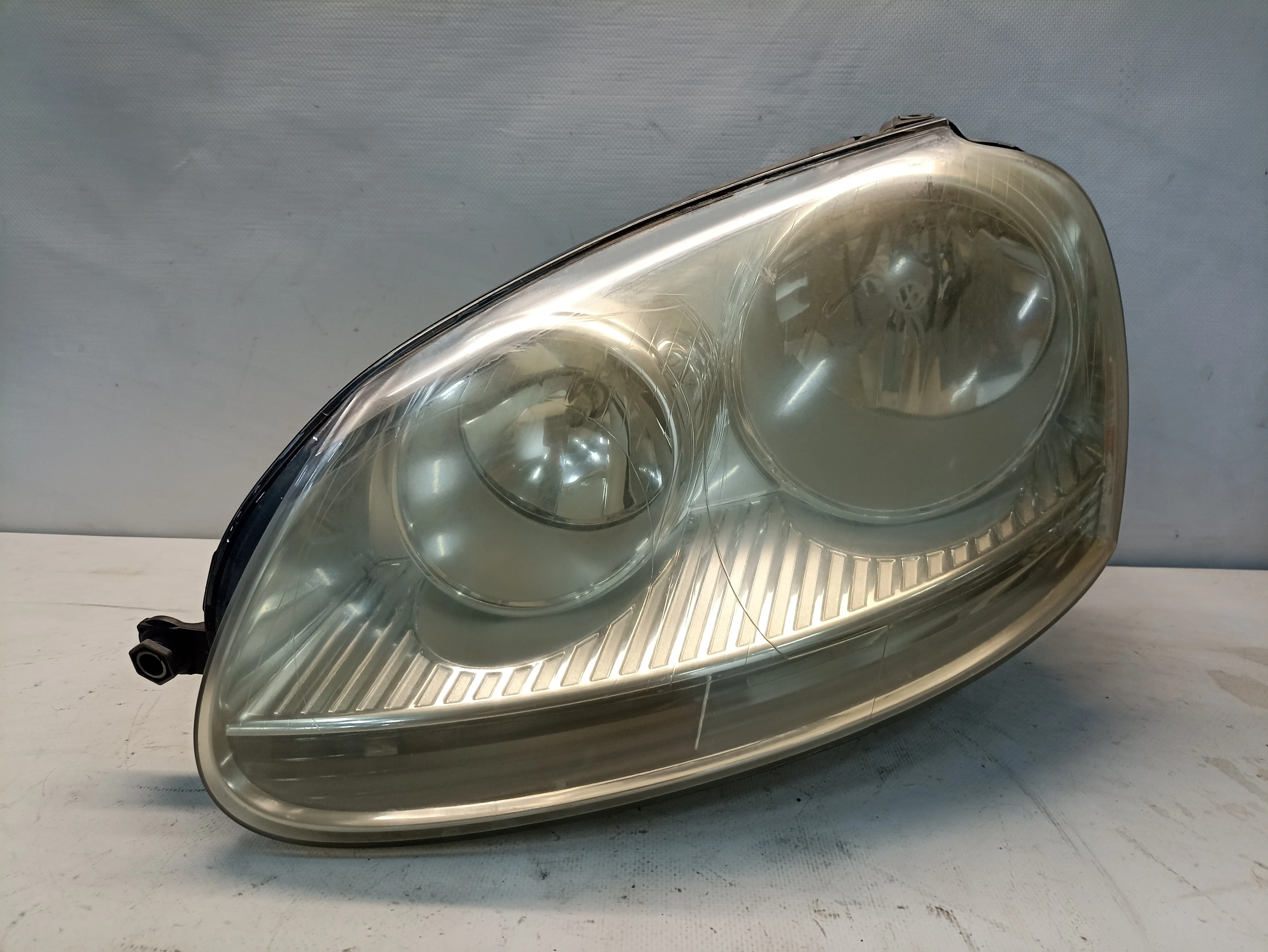 ФАРА VOLKSWAGEN GOLF JETTA 1K1 1K2 1K5 MK5 CHROME ГАЛОГЕН ЛЕВАЯ 1K6941005Q KA9846Z