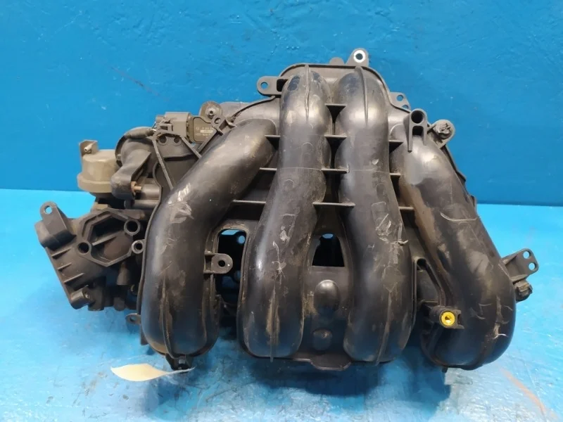 Коллектор впускной Ford Focus 2 2005-2011