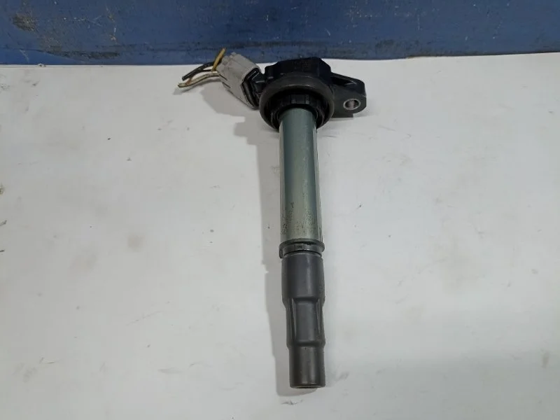 Катушка зажигания Toyota C-Hr 2022 9091902258 ZGX10 2.0 3ZRFAE