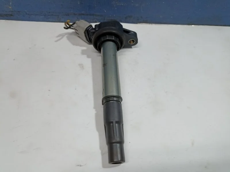 Катушка зажигания Toyota Corolla 2013 9091902252 E150 1.6 1ZR