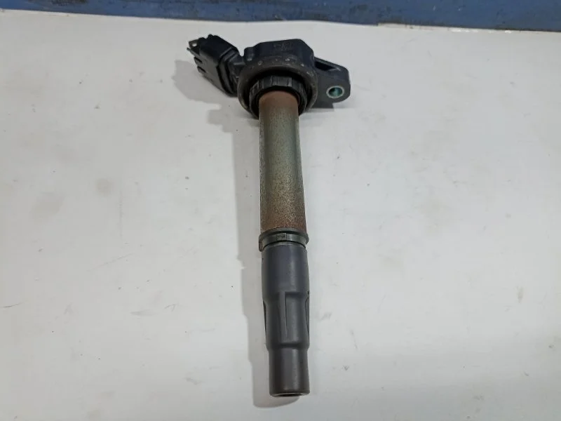 Катушка зажигания Toyota Corolla 2013 9091902252 E150 1.6 1ZR