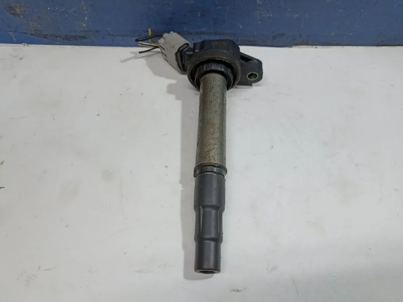 Катушка зажигания Toyota Corolla 2013 9091902252 E150 1.6 1ZR