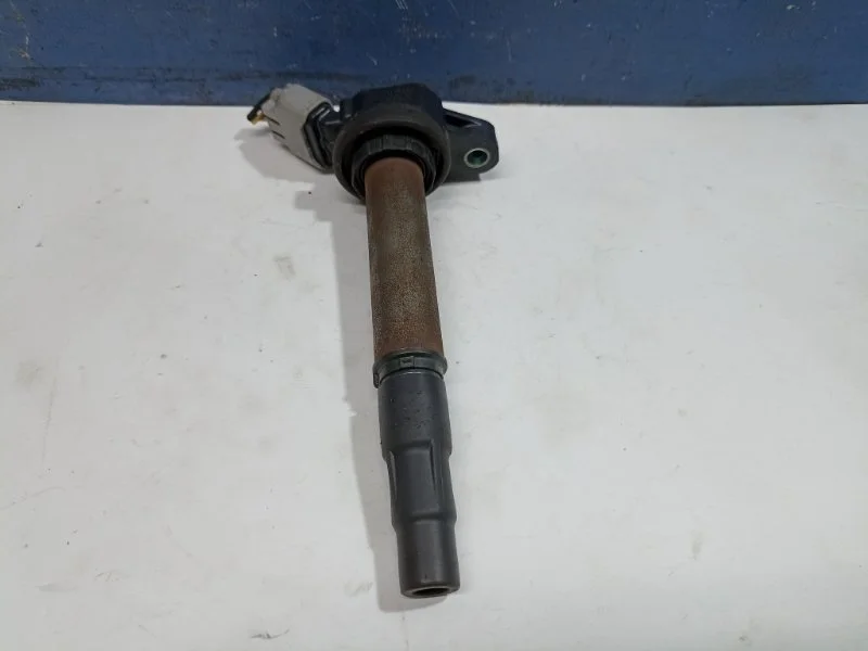 Катушка зажигания Toyota Corolla 2013 9091902252 E150 1.6 1ZR