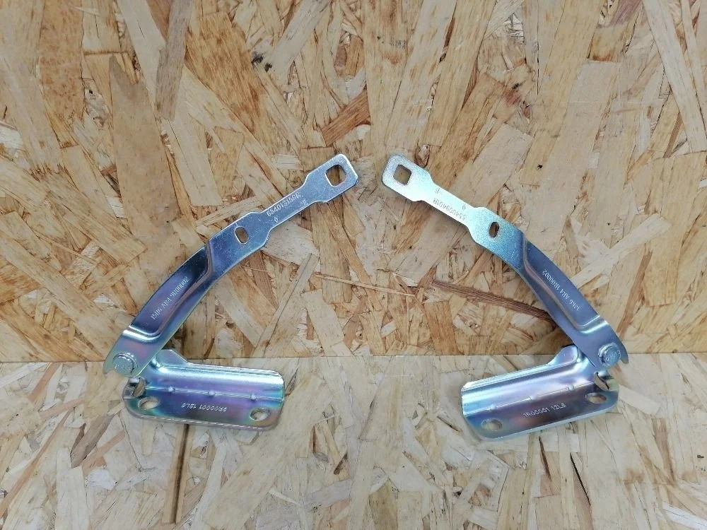 Петли капота (к-кт) Renault Sandero II (2013—2018) 654013159R