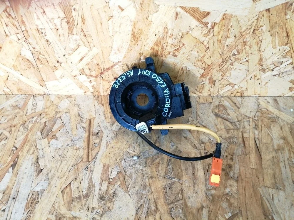 Шлейф подрулевой (кольцо SRS) Toyota Corolla X (2006—2010) 8430612100