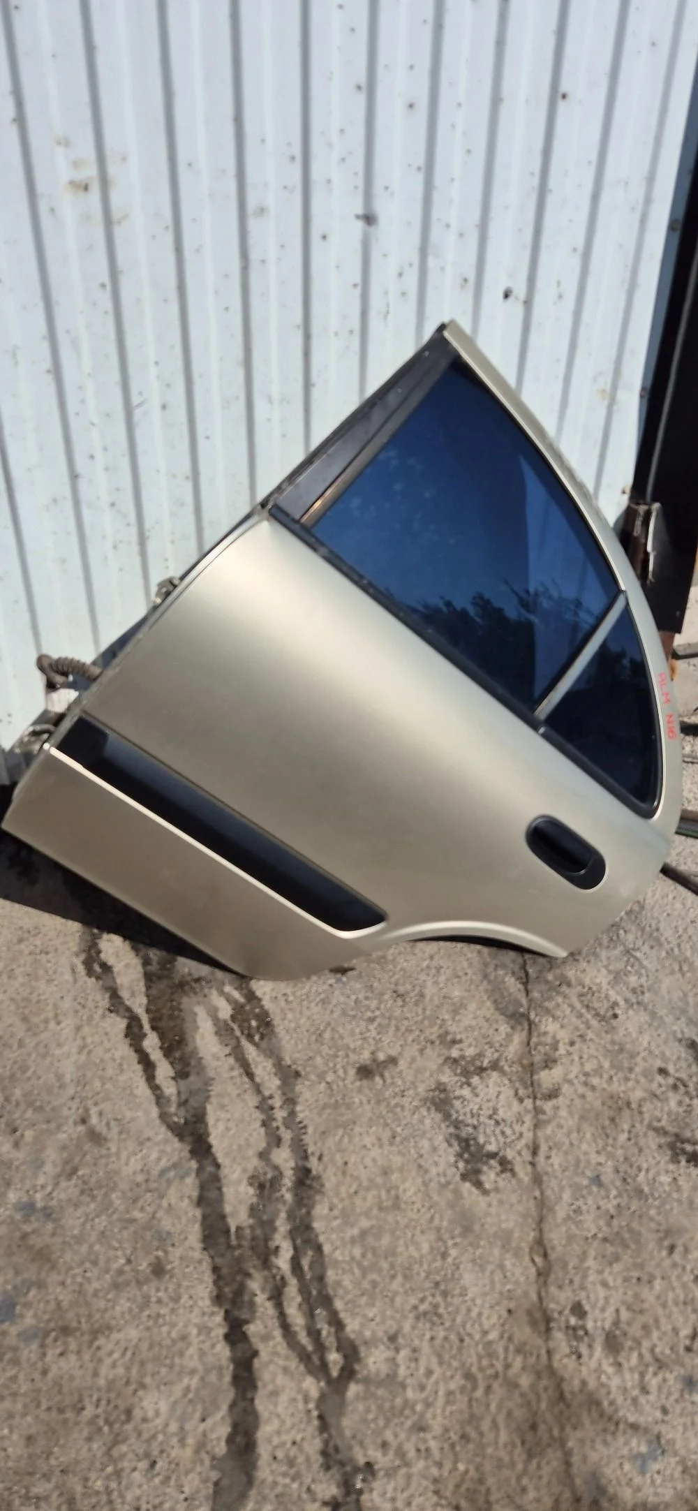 Дверь задняя левая для Nissan Almera N16 2000-2006