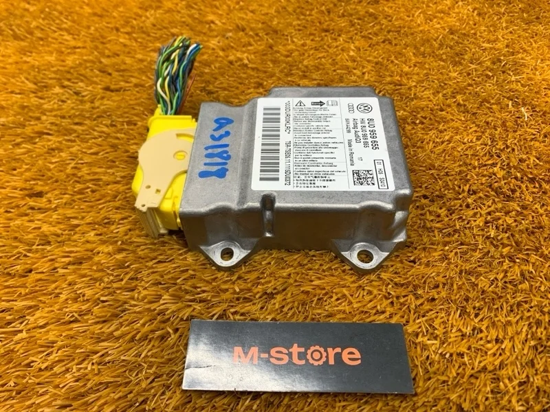 Блок управления airbag Audi Q3 2012 8U