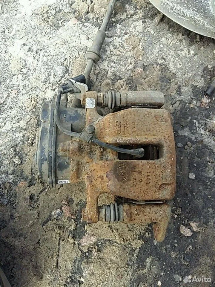 Суппорт задний левый Audi A7 I (2010—2014)