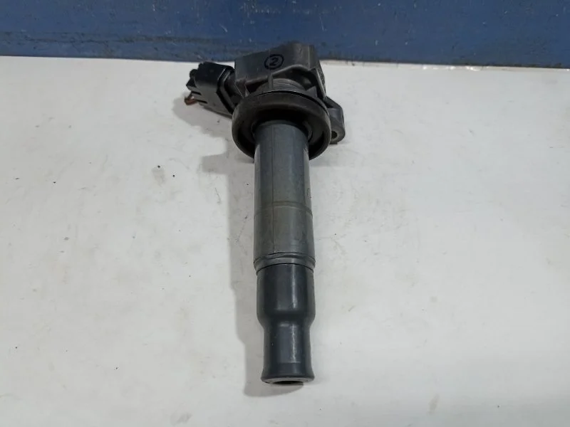 Катушка зажигания Toyota Corolla 2010 9008019019 E150 4ZZFE