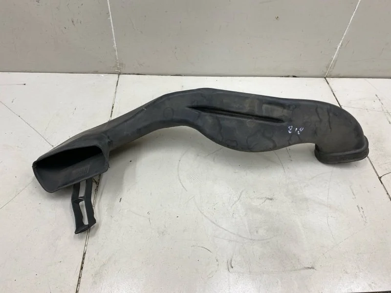 Воздухозаборник Chevrolet Cruze 1 J300 СЕДАН F16D4