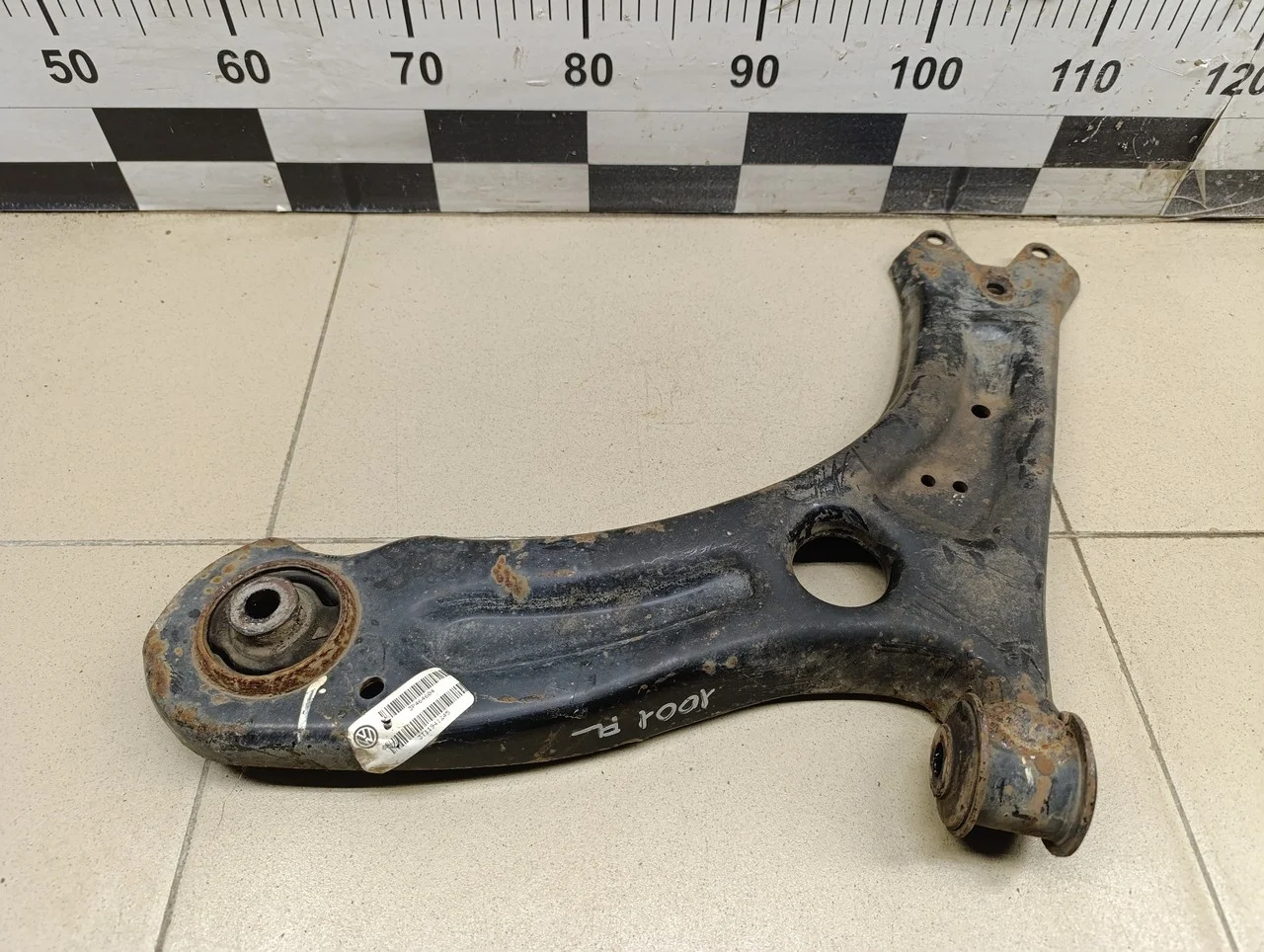 Рычаг передний левый Jetta 2011>