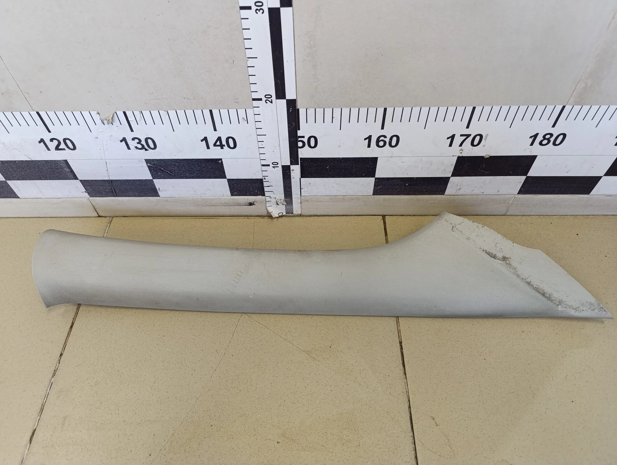 Обшивка стойки Polo (Sed RUS) 2011>