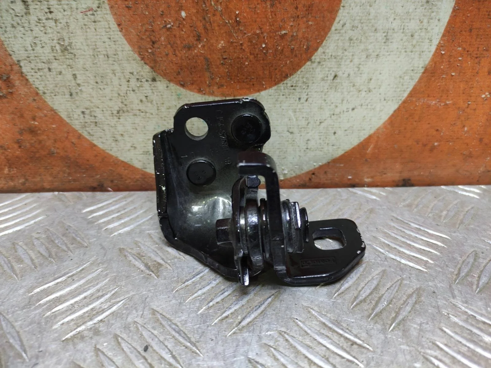 Петля двери верхняя Ford Kuga 2012-2019 CBS