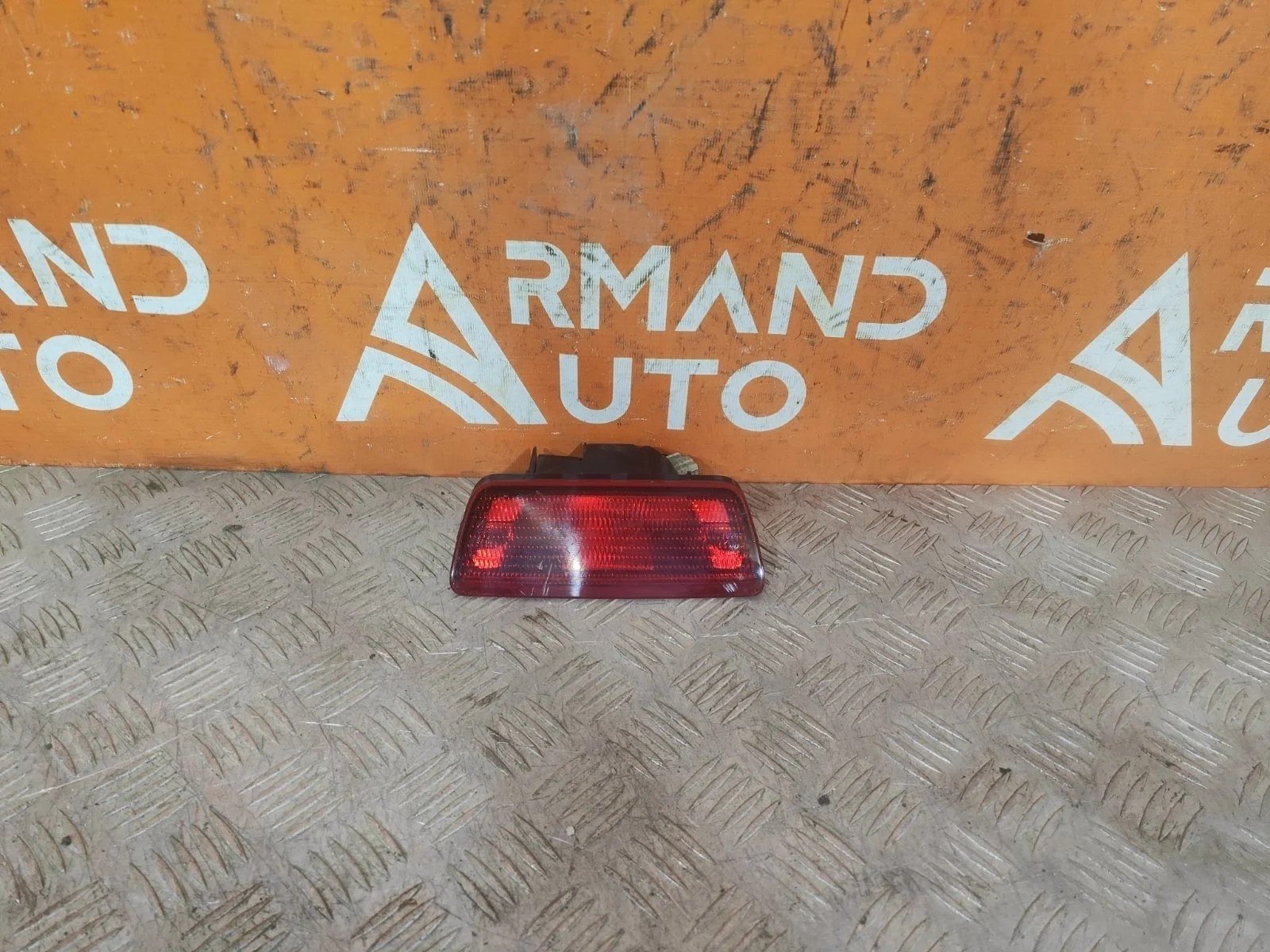 Фонарь противотуманный Nissan Juke 2010-2019 YF15