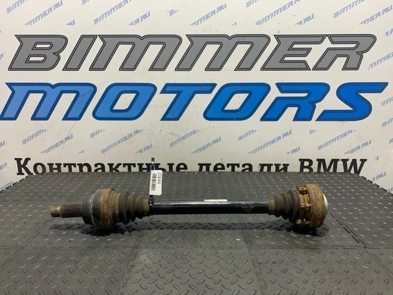 Привод Bmw X5M 33207607922 E70 S63B44, задний правый