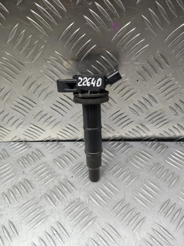 Катушка зажигания Toyota Camry 2006-2012 9091902244 40 2AZFE